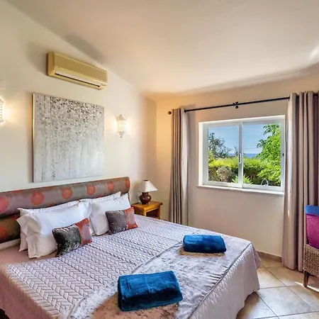 Concha By Indigo Benagil