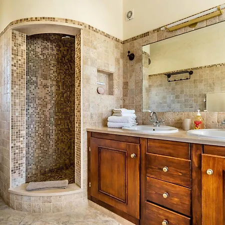 Concha By Indigo Benagil